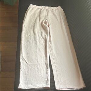 SKIMS • Jogging Pants • NWOT • Never Worn • M • Light Pink